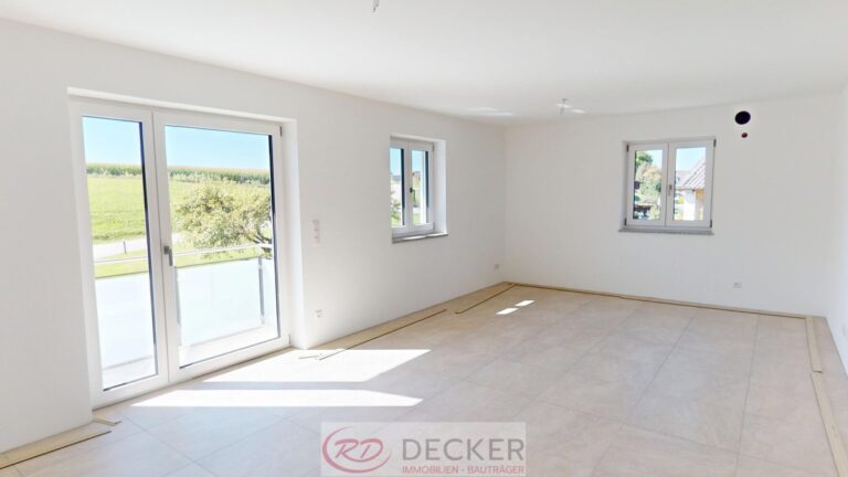 Neubau-Highlight: 3-Zimmer mit Balkon & zwei Stellplätzen