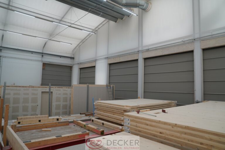 Leichtbauhalle mit hochwertiger Ausstattung zum Aufbau auf dem eigenem Grundstück