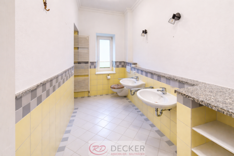 Stilvoll wohnen im kleinen Mehrparteienhaus