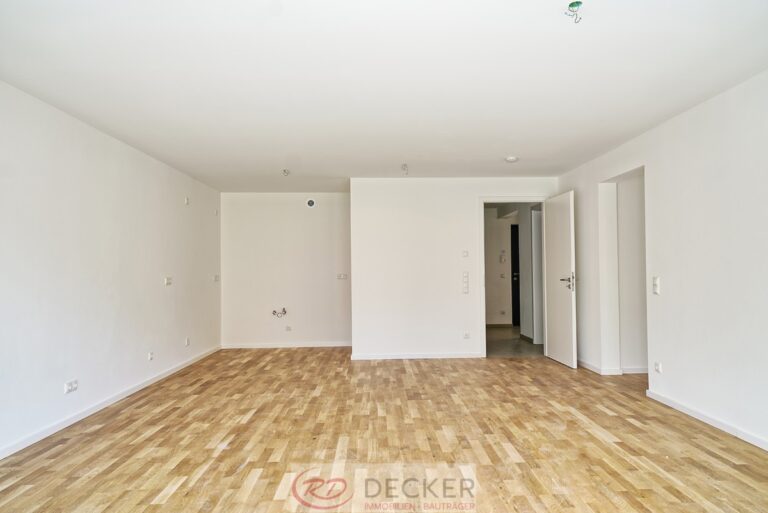 4-Zimmer-Wohnung im 2. Obergeschoss mit großem Balkon