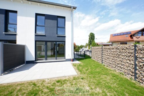 Jetzt investieren: Moderne Doppelhaushälfte mit sicherer Rendite