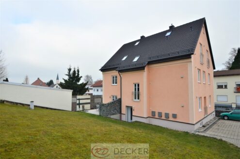 Stilvoll wohnen im Erdgeschoss – mit Garten & Komfort