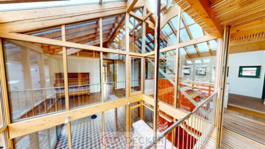 Außergewöhnliches Architektenhaus mit Atrium