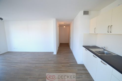 Lichtdurchflutete 2-Zimmer-Wohnung mit Balkon und moderner Ausstattung