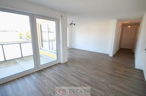 Lichtdurchflutete 2-Zimmer-Wohnung mit Balkon und moderner Ausstattung