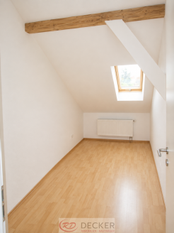 Wohnen im Herzen von Dorfen – Charmante 3-Zimmer-Dachgeschosswohnung